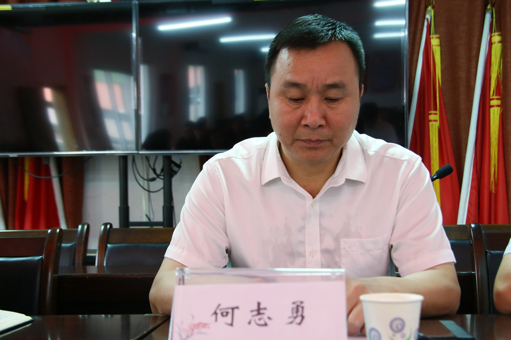 FJ5A2200_副本.jpg FJ5A2200_副本.jpg