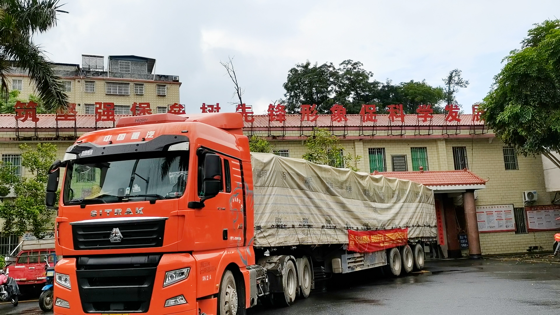 FJ5A3167.jpg FJ5A3167.jpg